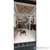 Vip,vip ngay vách  người nỗi tiếng. nghệ sĩ  thanh hằng. xe hơi chạy bốn phương – tám hướng .tối