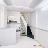 Nhà 3 tầng gần sân bay tsn gía 2tỷ220