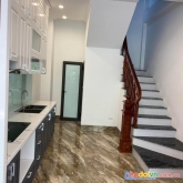 Bán nhà ngọc thụy 45m2, 5 tầng, mt 5m, giá 5.5 tỷ, ô tô vào nhà, vị trí đẹp, ngõ nông, nhà đẹp,