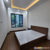 Bán nhà ngọc thụy,5tx6ngủ,ôtô đỗ cửa 2 thoáng,hơn 4 tỷ lh0916488589.