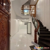 Nhà mới đẹp ở luôn cách ô tô tránh 20m - ngõ thông - gần phố xã đàn