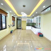Ở ngay - lô góc - đường láng - ngã tư sở -  full nội thất - 42m - 4.3 tỷ lh 0975124520
