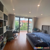 Bán nhà phố hoàng văn thái: 45m2*4 tầng, mt 4.2m, ngõ ô tô phi ầm ầm, sát chợ, 4.9 tỷ
