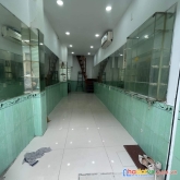 Nhà nhỏ - tiền nhỏ - mua bán trong chợ