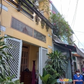 Bán nhà 1 trệt, 1 lầu, 3pn, diện tích 4mx10m, mã lò, bình tân giá nhỉnh 3 tỷ.