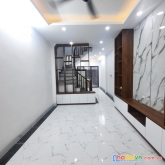 Nhà mới tân mai- cách  ô tô 10m - 2 thoáng -5 tầng mt 3.5m