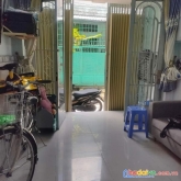 Nhà 2 tàng đường  bình trị đông bình tân, nhà đẹp như mới xây, tiện ích đầy đủ. giá chỉ dưới 2.5 tỷ