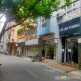 Cho thuê nhà làm văn phòng hoặc cửa hàng mặt phố cù chính lan, đường rộng ô tô đỗ cửa