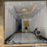 Bán nhà đẹp, mới tinh phố nguyễn khánh toàn 35m2 5 tầng, gần phố, sổ vuông. nhỉnh 4 tỷ.