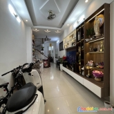 Nhà hxh nguyễn đình chính, đẹp lung linh, dt 48m2, 4 tầng, 8.7 tỷ tl mạnh