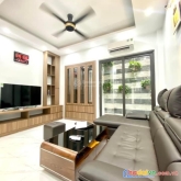 Bán nhà cầu giấy view hồ lô góc 43m2 vừa bán vừa cho chỉ nhỉnh 3 tỷ, 0983.562.893 (gọi ngay 24/24)