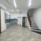 Hoa hậu phố khương trung, 34m, 5 tầng, mặt tiền 6m, ô tô, kinh doanh, nhỉnh 5 tỷ lh0975124520