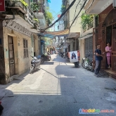 Bán nhà ngõ 71 tân ấp - ba đình. ô tô, ngõ thông, diện tích: 26m2 x 4 tầng, mt: 2.6m2. giá: 3.6 tỷ