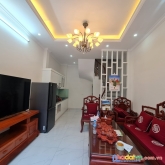 Nhà 5 tầng thạch bàn tự xây lô góc ô tô thông tứ tung