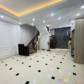 Bán nhà ngõ 264 chợ ngọc thụy 50mx5t ôtô nhỏ vào 4.8tỷ tl