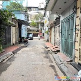 Bán nhà phố trần quốc hoàn 45m²xây 5 tầng, mặt tiền 4.5m giá chào 10.8 tỷ, phân lô - oto tránh