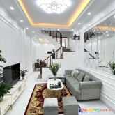 Bán nhà nguyễn khang-cầu giấy 20m ra mặt phố-nhà 2 thoáng-45m2x4t,mặt tiền 5m