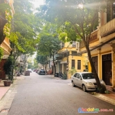 Bán nhà ngõ 105 xuân la- ô tô vào nhà- 65m2x5 tầng-4,1mt-dân trí cao-3 bước ra phố