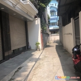 Bán nhà bồ đề - long biên. dt: 30m2 x 5 tầng, mt: 3.5m2. giá: 3.3 tỷ