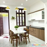 Mặt phố láng hạ - đống đa. vỉa hè thênh thang. kinh doanh sầm uất. dt 57m2. giá 26 tỷ nhỉnh.