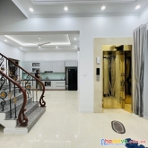 Bán nhà phố lâm hạ ở vip-ô tô tránh-sân trước nhà-tiện tích cao cấp