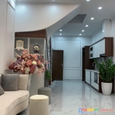 Bán nhà bằng liệt 38m2 x5t,mới,đẹp,xây độc lập,3,65 tỷ,ngõ nông,thoáng,sđcc