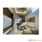 Trung tâm đống đa - gần ngã tư sở - vài bước ra phố - 3 mặt thoáng - nhà đẹp - 6 phòng ngủ - full