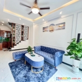 Bán nhà trần thái tông 40m2- 4 tỷ-ngõ ba gác tránh-gần phố - hồ điều hòa-yên tĩnh