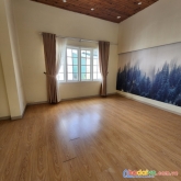 Bà cô đi ngước ngoài nên cho thuê gấp biệt thự đẹp ngay trung tâm đường pastuer, đà lạt giá chỉ 20