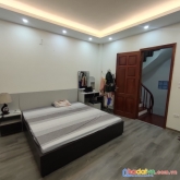 Nhà mỹ đình đẹp ở ngay mt rộng 8.8m 56m2 4 tầng chỉ hơn 5 tỷ