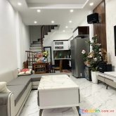 Nhỉnh 3 tỷ nhà quan nhân, 33m2, 4 tầng, ở luôn, 0962195211