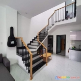 Bán nhanh nhà ngõ thịnh quang ngã tư sở  5.2 tỷ, ô tô đỗ cửa, 5 tầng, 6 phòng ngủ