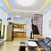 Nhà đẹp ở luôn kim giang- rẻ nhất khu vực 40m, 4 tầng, giá 3.8 tỷ lh 0886981095