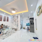 Bán nhà lạc long quân-cầu giấy-38m2-́ hơn 4 tỷ-ô tô gần -lô góc-thoáng trước sau-dân