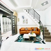 Nhà 3 tầng với 2 phòng ngủ 2wc nhỏ xinh đủ công năng vừa túi tiền hợp mua ở hoặc cho thuê.