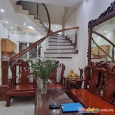 Bán nhà phố nguyễn văn cừ, long biên, phân lô, ô tô, mới, sát phố,  ở luôn, 48m2. giá 4.8 tỷ.