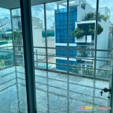 Cho thuê nhà mặt tiền bùi đình túy, quận bình thạnh. dtsd 450m2, 1 trệt 4 lầu. giá: 100 triệu/tháng