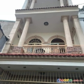 Bán nhà 3 tầng xe hơi sau lưng emart phan văn trị 53m2 chỉ 6,7 tỷ