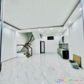 Bán căn mặt ngõ 4 tầng đằng hải 4pn 3wc hướng tây hạ giá đang cần tiền