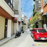 Hoa bằng sát phố full đồ nhà 4t 45m2 5,3 tỉ inbox e gửi sổ