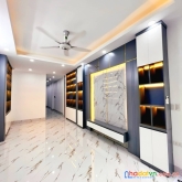 Nhà mới xây phố thái thịnh, thang máy, 5 tầng ở phê, dt52.2m2. 0338080356