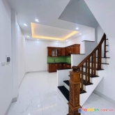 Bán nhà phố cát linh: 48m2, 5 tầng, 4 ngủ, mt 4.5m, ô tô đỗ cửa. hơn 5 tỷ