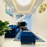 Hàng hiếm sách đỏ-cầu giấy-mặt ngõ thông 10m ra ô tô-36m2-5 tầng-3.7 tỷ