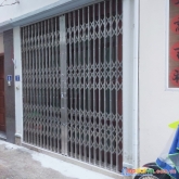 Nhà mặt ngõ, cách 1nhà ra phố
tô vĩnh diện 32m giá 5.9 tỷ