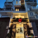 Nhà mới đẹp lung linh gò vấp ô tô ngủ trong nhà - 64 m2 5 tầng chỉ 9 tỷ 3 . mua nhà mới đón tết