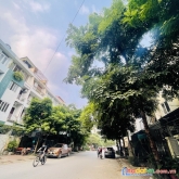 Phân lô - ôtô tránh - lô góc - vỉa hè - văn phòng - nhà mới cổng đồng la khê 48m2 x 4 tầng x mt6m