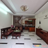 Nhỉnh 3 tỷ, ô tô đỗ cổng, nhà 5 tầng sạch đẹp, phố vĩnh hưng, hoàng mai