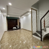 Nhà mới ở ngay phố quan nhân 25m - 5 tầng . giá: 3.25 tỷ.