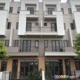 Bán shophouse nằm trong khu dân cư đông đúc phù hợp kinh doanh