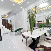 Toà chdv cầu giấy, full nội thất 22p, dt 125tr/tháng ô tô ngay nhà, 101m-13 tỷ